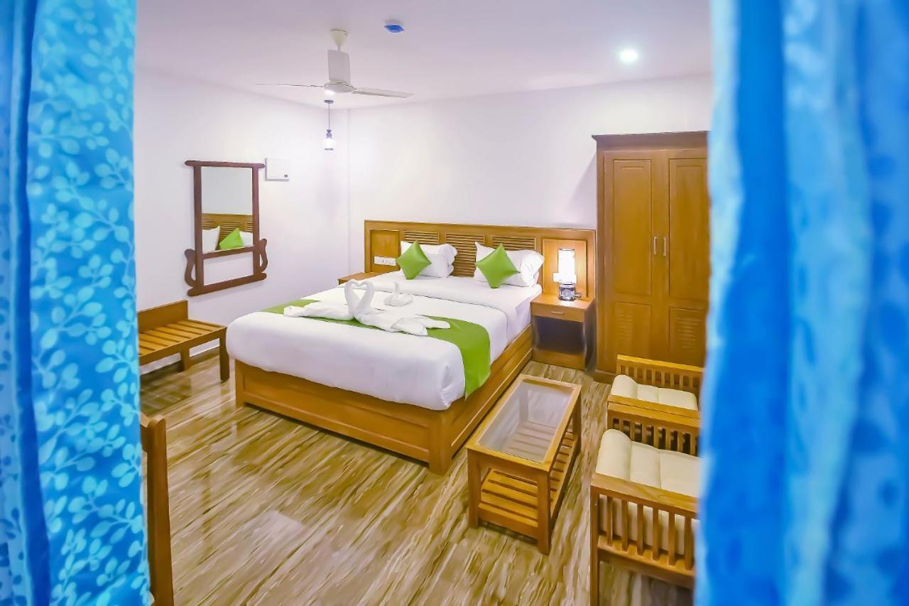Princess De Munnar - 3 Star Hotel 特里凡得琅 外观 照片