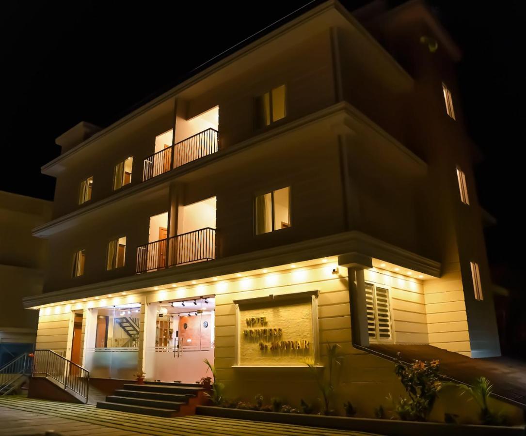 Princess De Munnar - 3 Star Hotel 特里凡得琅 外观 照片